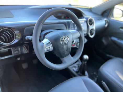 Toyota ETIOS XLS 1.5 Flex 16V 5p Mec.