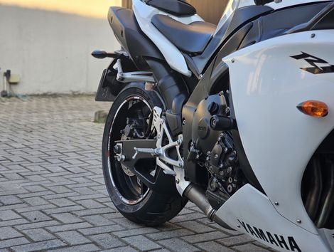 YAMAHA YZF R-1 1000