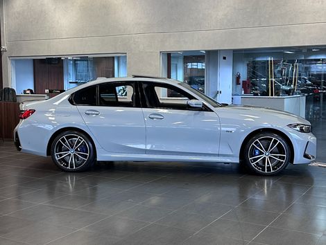BMW 330e M Sport 2.0 Turbo Aut. (Híbrido)
