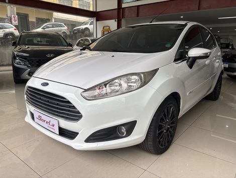 FORD 1.6 TITANIUM HATCH 16V FLEX 4P POWERSHIFT