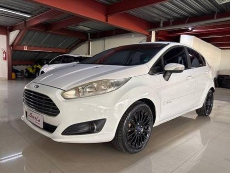 FORD 1.6 TITANIUM HATCH 16V FLEX 4P POWERSHIFT