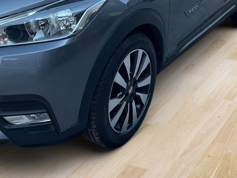 Nissan KICKS SL 1.6 16V FlexStar 5p Aut.