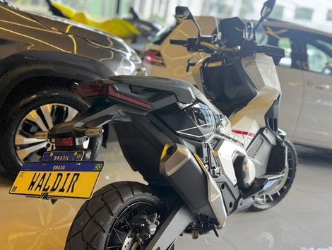 HONDA X-ADV 745cc