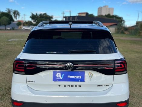 VolksWagen T-Cross Highline 1.4 TSI Flex 16V 5p Aut