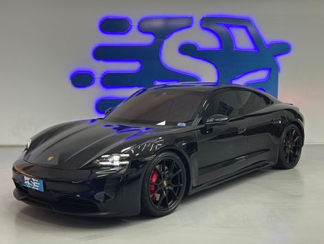 Porsche Taycan GTS (Elétrico) 