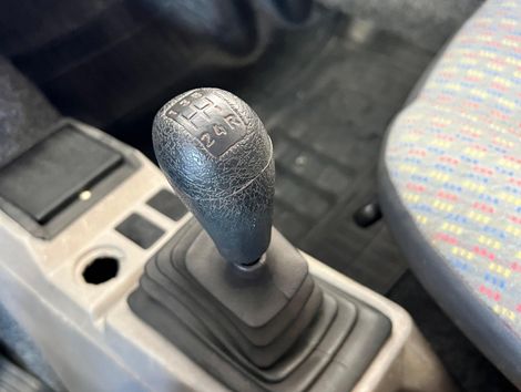VolksWagen Gol 1000 (modelo antigo)