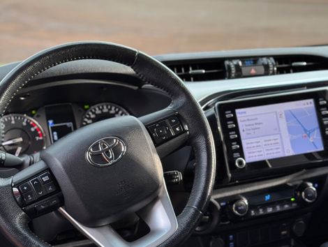 Toyota Hilux CD SRV 4x4 2.7 Flex 16V Aut.
