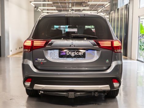 Mitsubishi OUTLANDER COMFORT 2.0 16V Aut.