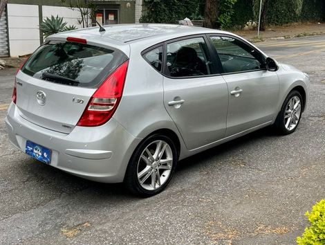 Hyundai i30 2.0 16V 145cv 5p Aut.