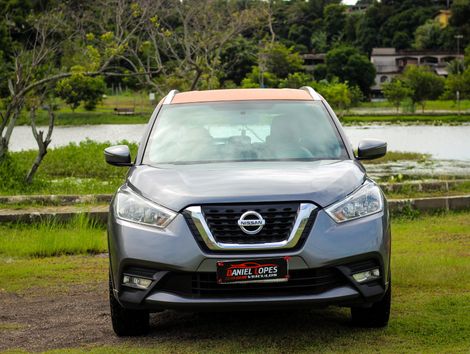 Nissan KICKS SV CVT