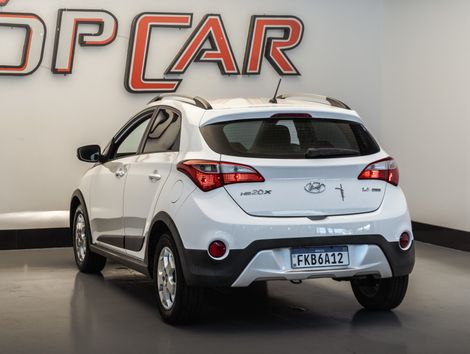 Hyundai HB20X Style 1.6 Flex 16v Mec.