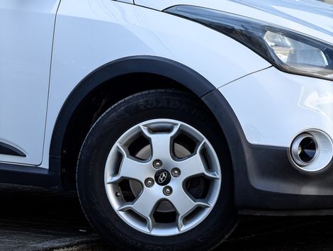 Hyundai HB20X Style 1.6 Flex 16v Mec.