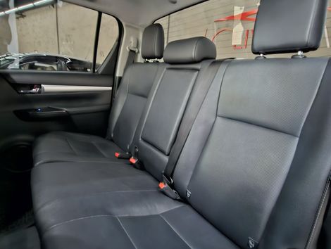 Toyota Hilux CD SRX 4x4 2.8 TDI 16V Diesel Aut.