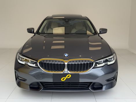 BMW 330i Sport 2.0 TB 16V 4p