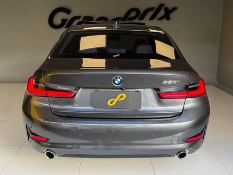 BMW 330i Sport 2.0 TB 16V 4p