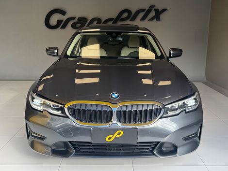 BMW 330i Sport 2.0 TB 16V 4p