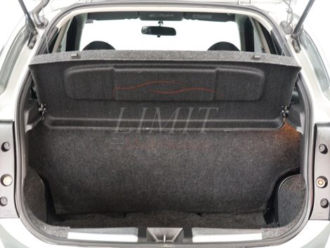Nissan MARCH SV 1.0 12V Flex 5p