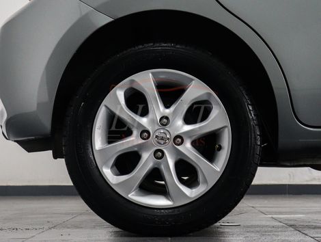 Nissan MARCH SV 1.0 12V Flex 5p