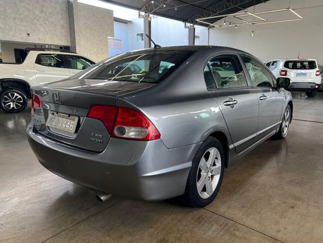 Honda Sedan LXS 1.8/1.8 Flex 16V Mec. 4p 