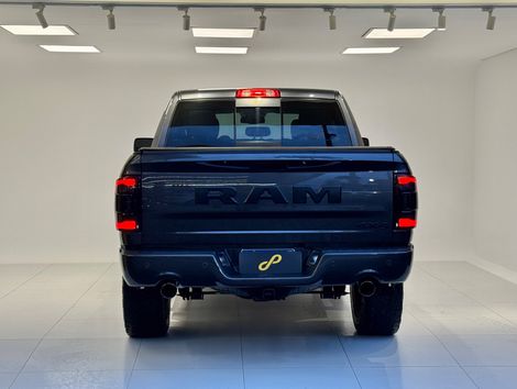 RAM CLASSIC LARAMIE NIGHT ED. 5.7 4X4 Aut.