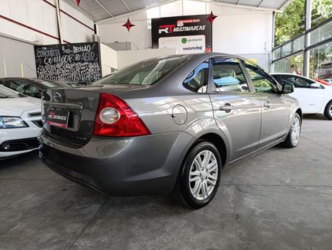 Ford Focus Sedan 2.0 16V/2.0 16V Flex 4p Aut.