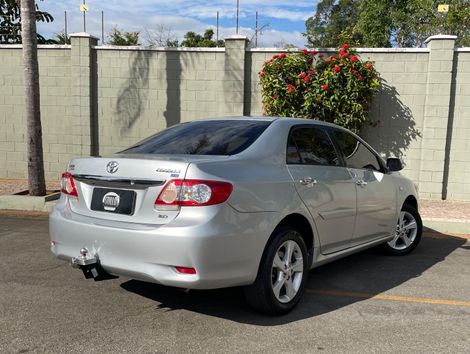 Toyota Corolla XEi 2.0 Flex 16V Aut.
