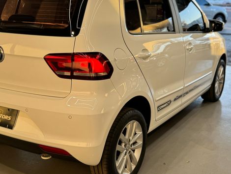 VolksWagen Fox Connect 1.6 Flex 8V 5p
