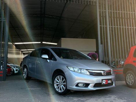 Honda Civic Sedan LXR 2.0 Flexone 16V Aut. 4p