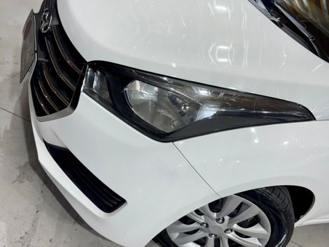 HYUNDAI 1.6 COMFORT PLUS 16V FLEX 4P AUTOMÁTICO
