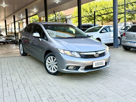 Honda Civic Sedan LXR 2.0 Flexone 16V Aut. 4p