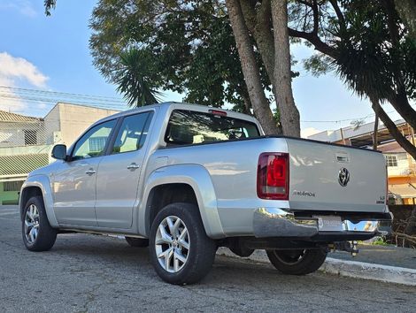 VolksWagen AMAROK Highline CD 3.0 4x4 TB Dies. Aut.