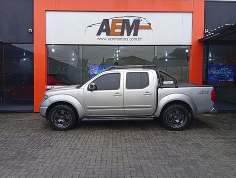 Nissan Frontier LE CD 4x4 2.5 TB Diesel Aut.