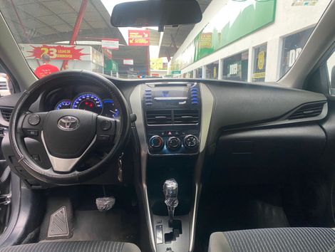 Toyota YARIS XL Live Sedan 1.5 Flex 16V 4p Aut.