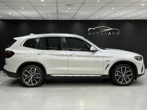 BMW X3 XDRIVE 30e X-Line Turbo Híbrido Aut.