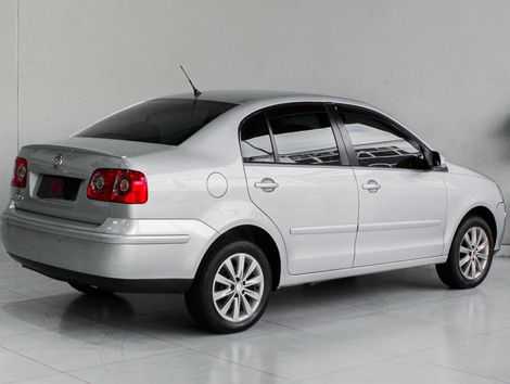 VolksWagen Polo Sedan 1.6 Mi Total Flex 8V 4p
