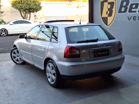 Audi A3 1.8 5p Mec.