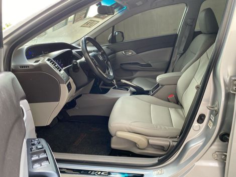 Honda Civic Sedan LXS 1.8/1.8 Flex 16V Aut. 4p