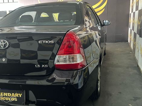 Toyota ETIOS XS Sedan 1.5 Flex 16V 4p Aut.