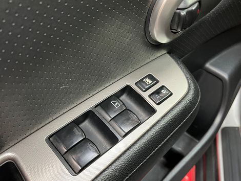 Nissan TIIDA SL 1.8/1.8 Flex 16V Aut.