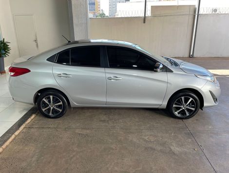 Toyota YARIS XLS Connect Sed. 1.5 Flex 16V Aut.