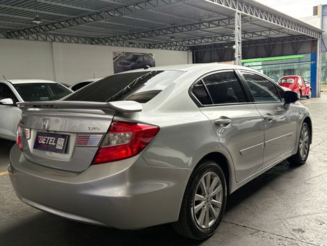 Honda Civic Sedan LXS 1.8/1.8 Flex 16V Mec. 4p