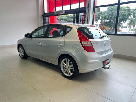 Hyundai i30 2.0 16V 145cv 5p Aut.