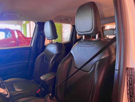 Jeep Renegade Longitude 1.8 4x2 Flex 16V Aut.