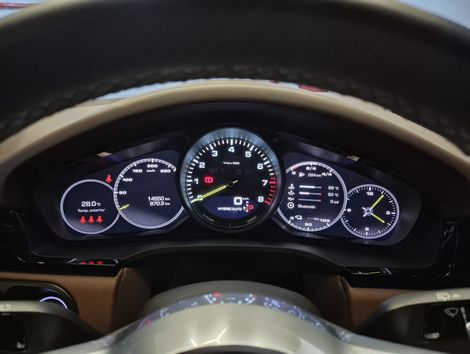 Porsche Cayenne E-Hybrid 3.0 V6 462cv