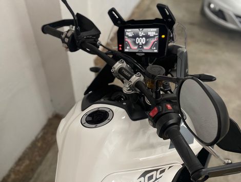 TRIUMPH TIGER 900 RALLY