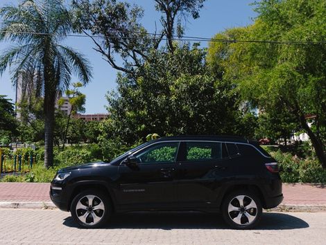 Jeep COMPASS LONGITUDE 2.0 4x4 Dies. 16V Aut.
