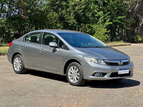 Honda Civic Sedan LXR 2.0 Flexone 16V Aut. 4p