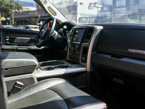 RAM 2500 LARAMIE  6.7 TDI  CD 4x4 Diesel