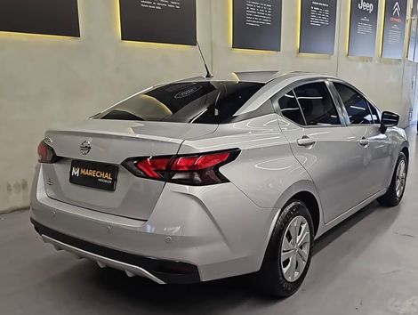 Nissan VERSA Sense 1.6 16V Flex Aut.