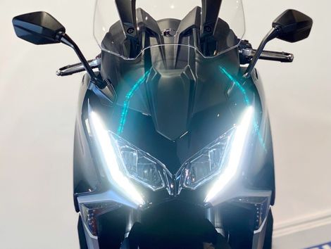KYMCO AK 550i PREMIUM 